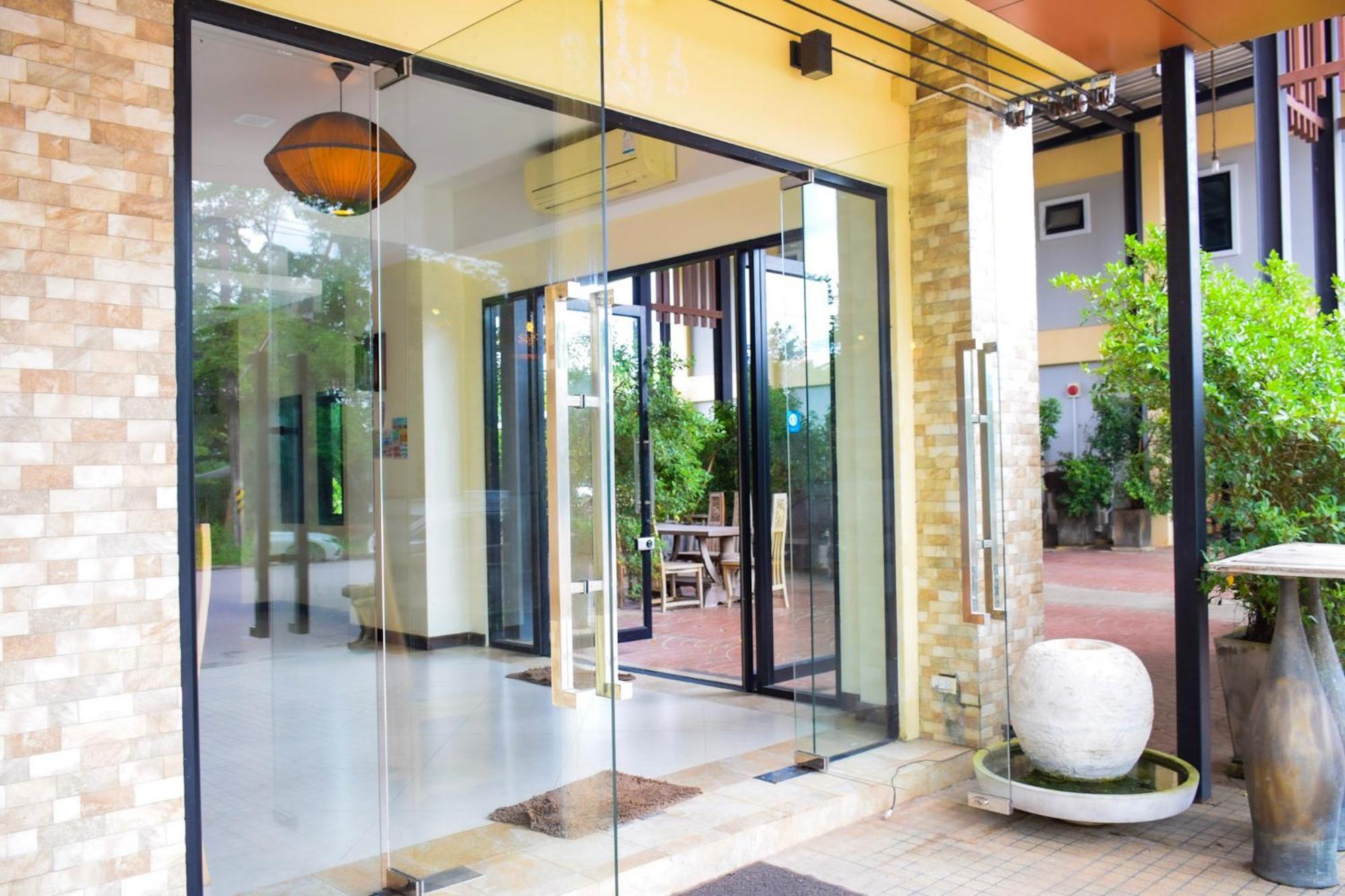 Hotel Chivapuri Trat Exterior foto